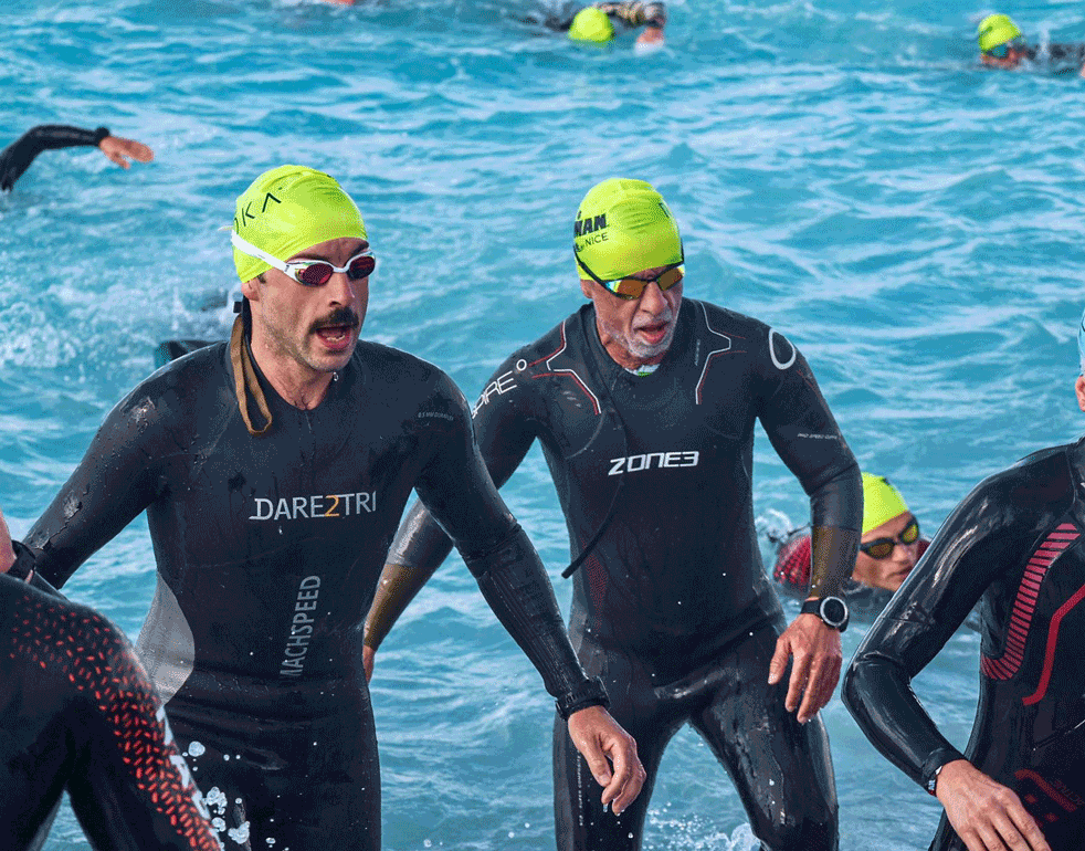 Sortie de l'eau à l'ironman de Nice 2024